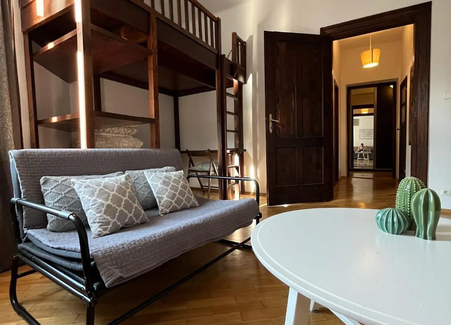 Spacious Apartment Krakow Poland